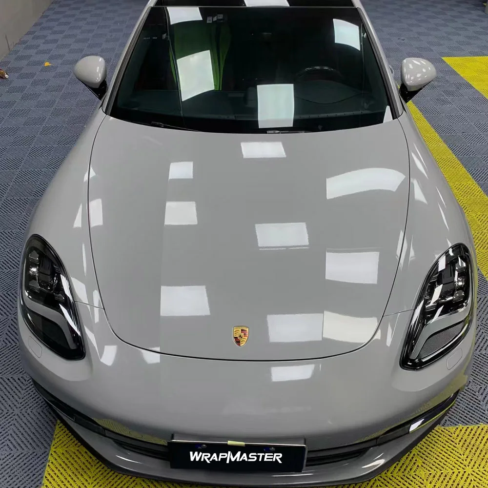 WRAPMASTER 1,52 * 18 Meter helles Nardo-Grau PET-Glanz-Auto-Vinylfolien-Designs