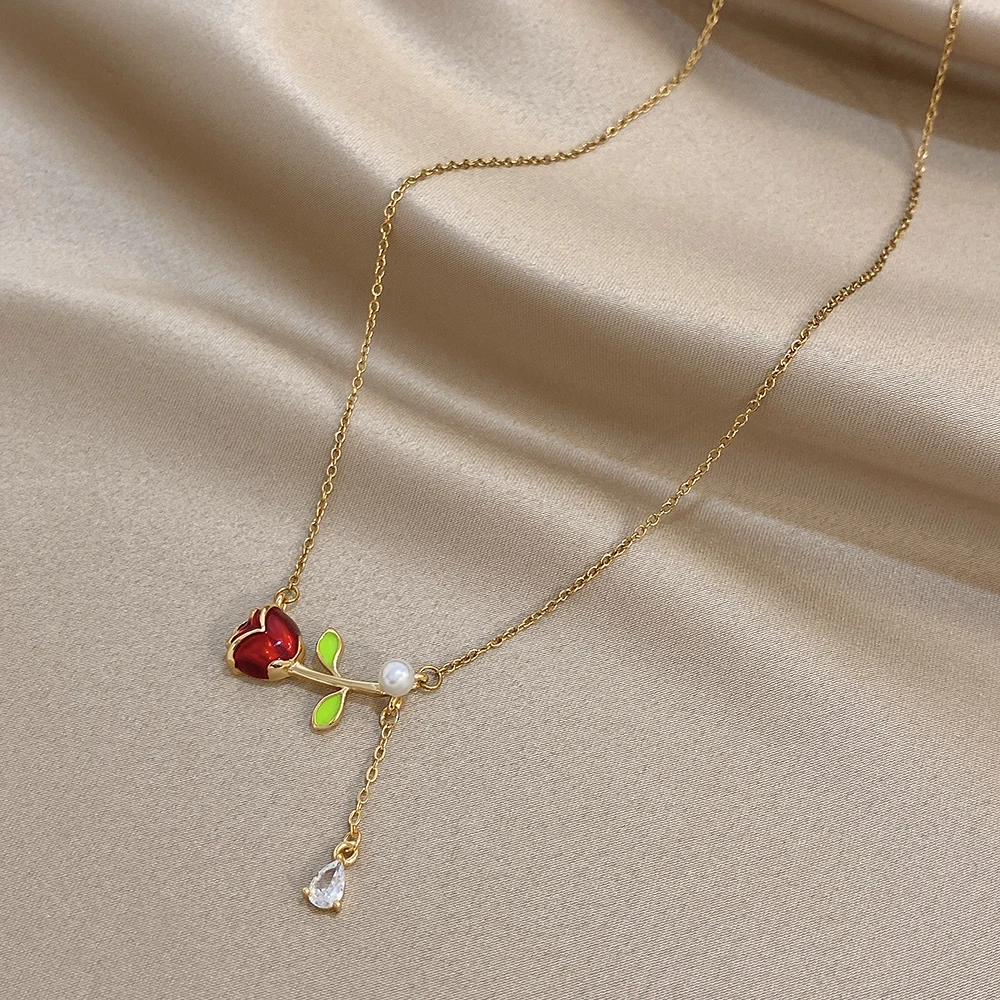 Pearl Choker Necklace Vintage - ファッショナブルなパールレッドエナメルローズペンダントネックレス、エレガントなステンレススチールチョーカーネックレス、女性男性用、デイリーパーティー用ジュエリー