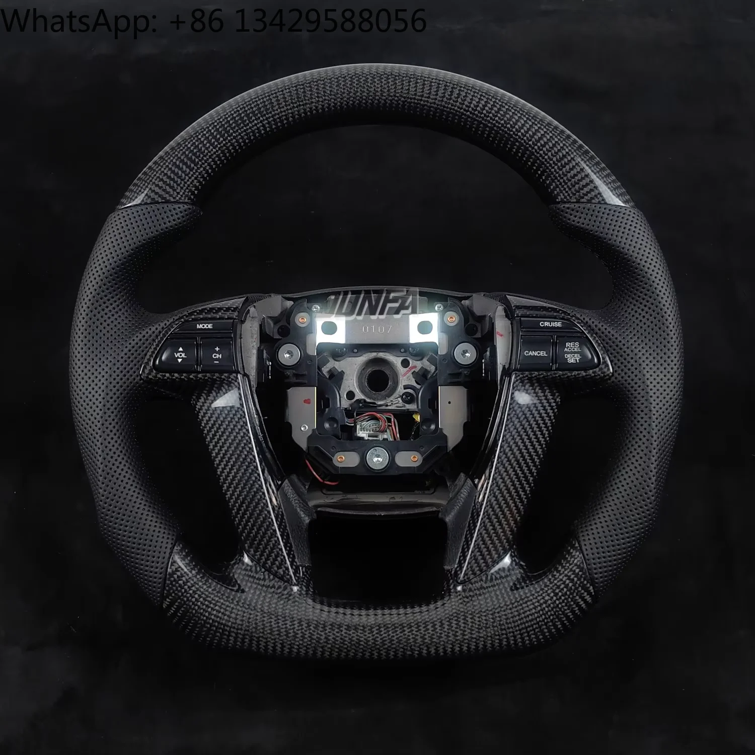 

Sport Carbon Fiber Steering Wheel For Honda Civic And Integra - Ultimate Control