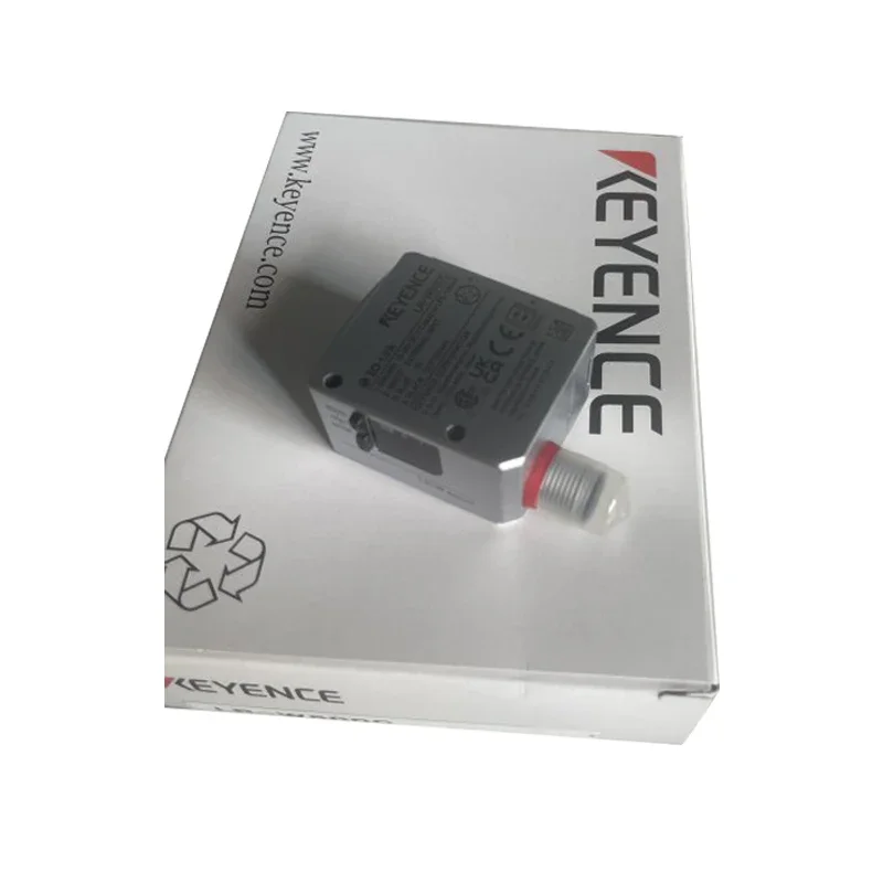 KEYENCE LR-W500C Laser Sensor Photoelectric Switch Amplifier Built-in Connector