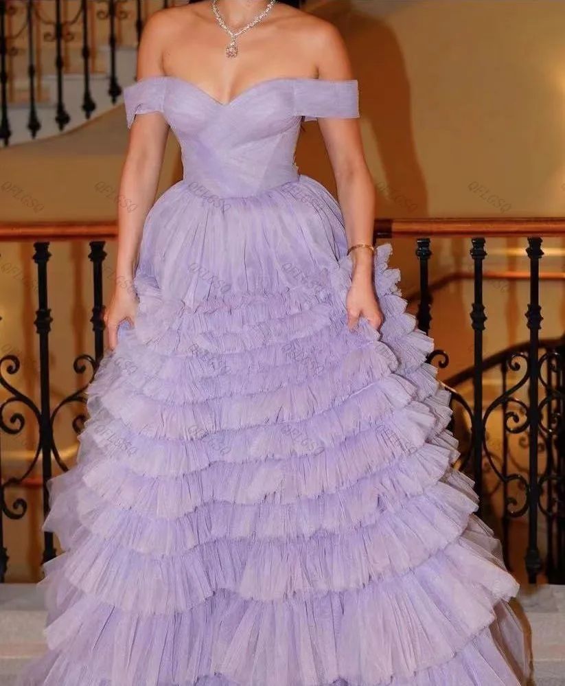 Wspaniałe suknie na bal maturalny Sweetheart Lavender Long Dresses Women Layered Prom Gown A line Puffy Lush Party Dress Ruffle Tulle Elegant