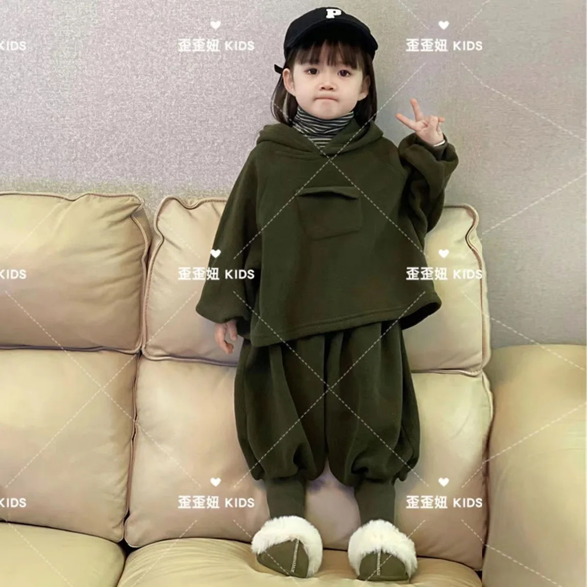 Boys and Girls Universal Suit Autumn and Winter Korean Lazy Wind Hooded Solid Color Sweater Sweatpants