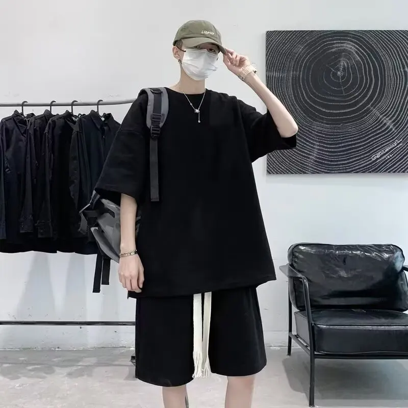 

Short sleeved T-shirt set for men's summer 2025 new item, thin, loose, casual and sporty, complete set