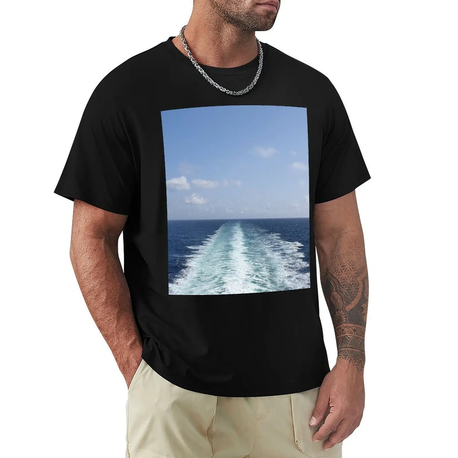 Ship Tracks On The Open Ocean One Last Look Back T-Shirt Classic Basic Casual T-Shirt