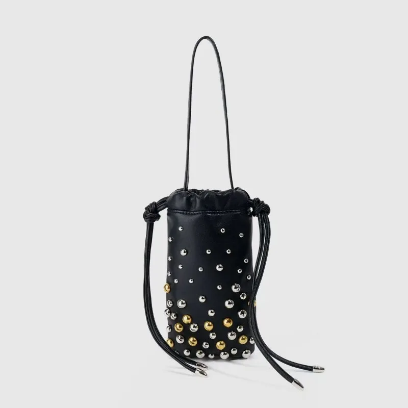 New High-end Bucket Bag Rivets Portable Metal Light Luxury Shoulder Fashion Messenger Women's Bag Exquisite Simple and Casual