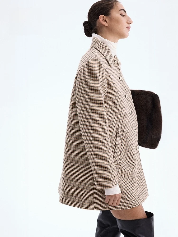 HM2025 Cappotto leggero invernale da donna nuovo 3953 Fibra di poliestere 70% Fibra acrilica 9% Fibra di nylon 7% Fibra di viscosa 2% Lana 2%