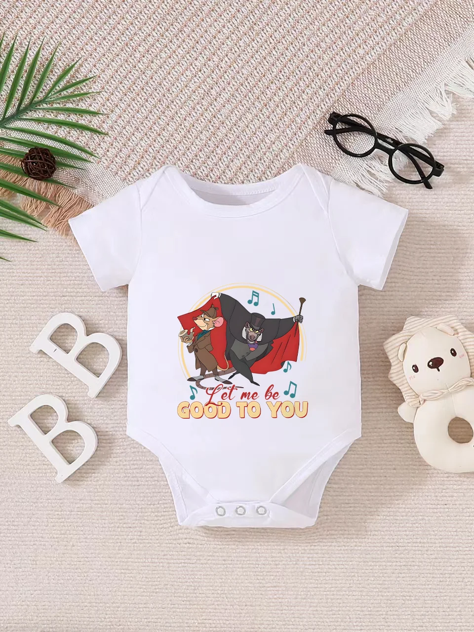 

【Officially Authorized】 Disney "Professor Ratigan & Basil" Baby triangle onesie: "Let Me Be Good To You" Musical Duo Print