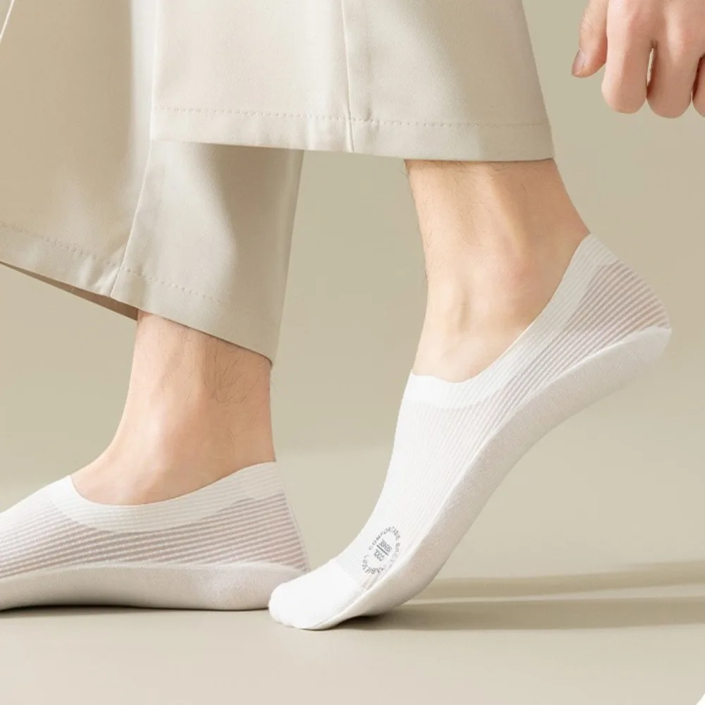 Calcetines cómodos antideslizantes para hombre, calcetines invisibles transpirables de corte bajo, calcetines de seda helada con suela de algodón para verano