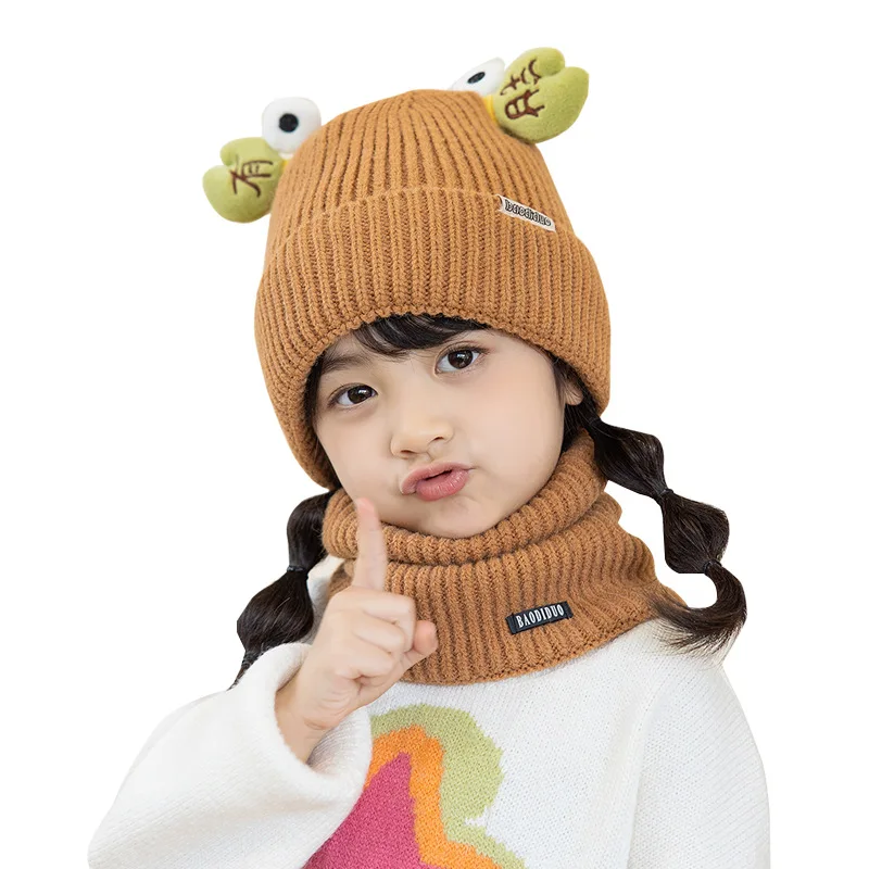 Winter Kids Hat Neck Bib Set Warm Ear Protection Beanie Hat Boys and Girls Cartoon Knit Pullover Cap