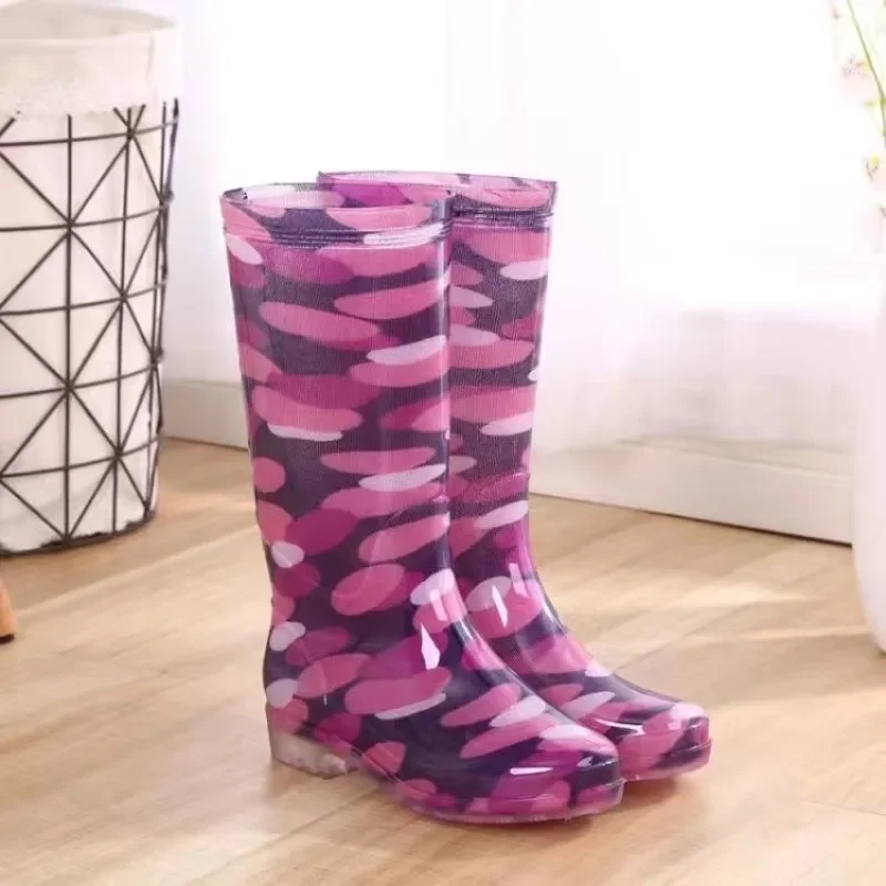 

Женские непромокаемые сапоги с кристаллами в корейском стиле, милая зимняя обувь из ПВХ с высокой талией и цветочным принтом, противоскользящая водонепроницаемая обувь для воды на флисовой подкладке