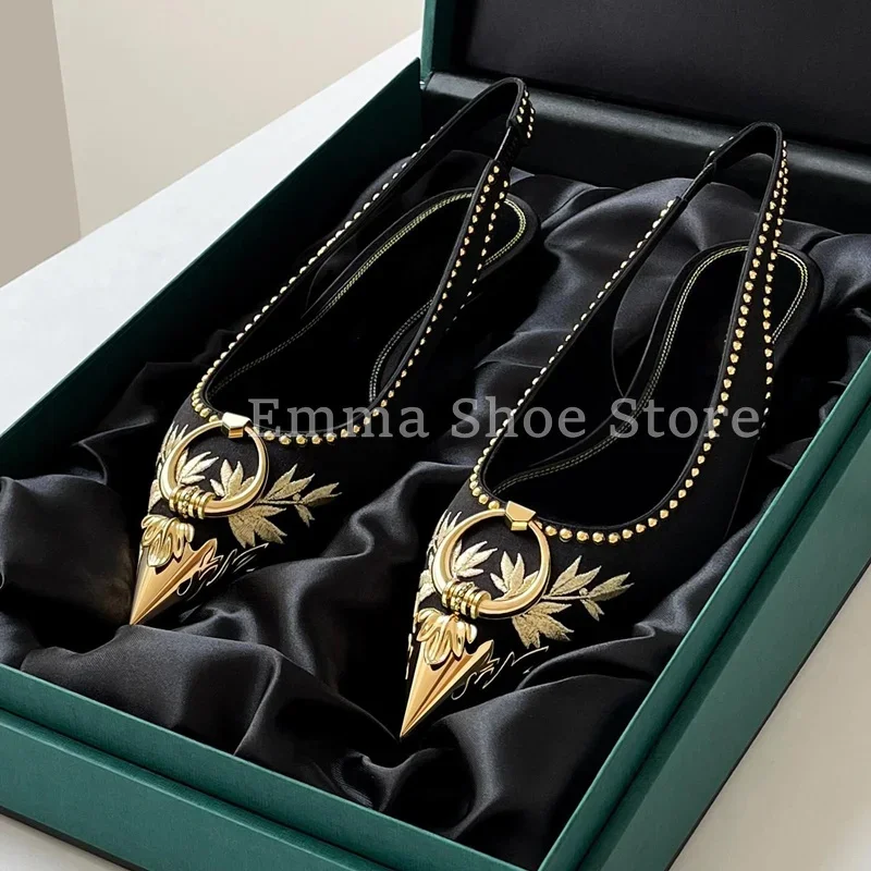 

Sexy Embroidered Pointed Toe Dress Shoes Metal Buckle Trendy Low Heel Back Trip Strap Women's Sandals Party Formal Flat Pumps