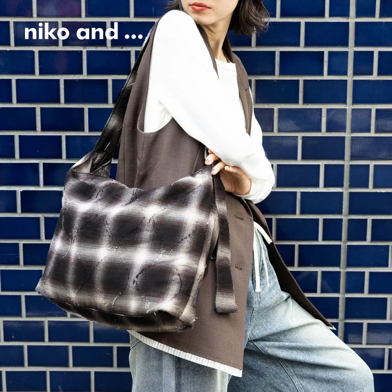 New Fashionable Pure Cotton Plaid Oversized Capacity Single Shoulder Women's Bag, Simple And Casual Versatile Women's Bag Trendy