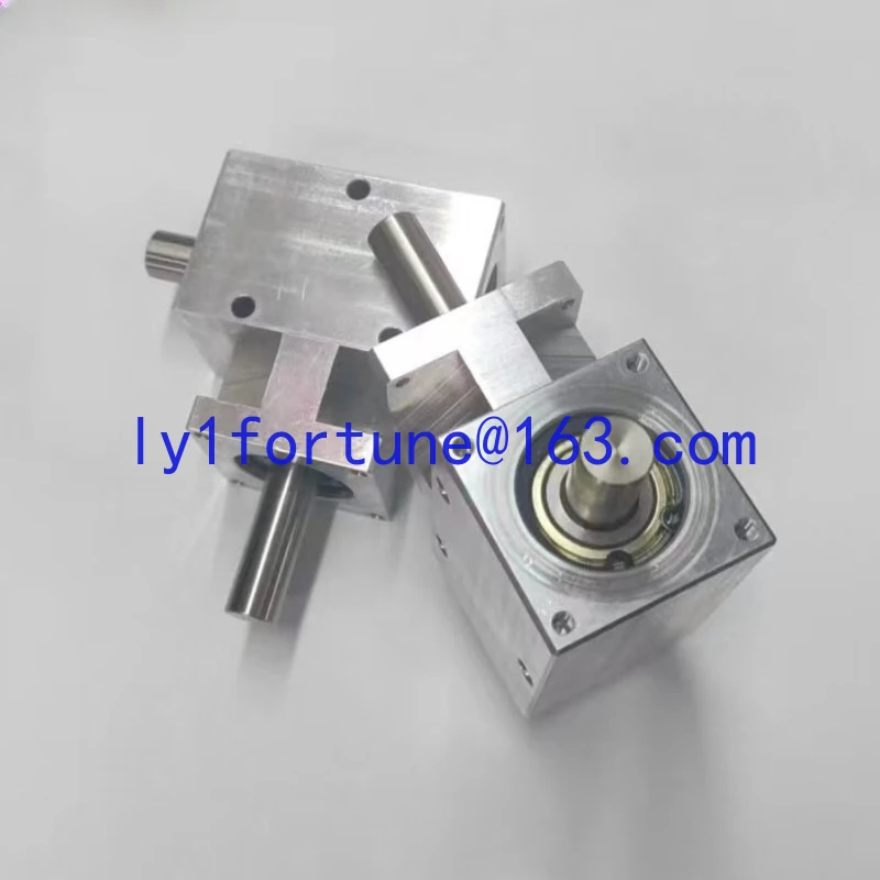 Small cross T-type 1:1 gearbox shaft 12 aluminum shell motor motor gearbox accessories machining customization