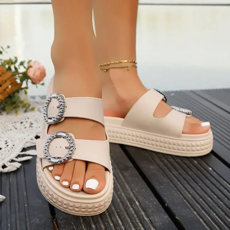 Glitzer-Flip-Flops für Damen – 2025, neue Sommersandalen mit dicker Sohle, Strandrutschen mit Strassverzierung für Outdoor-Mode – Detail 7