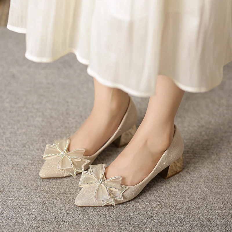 

Pointed Toe High Heels Spring Autumn New Style Chunky Heel Slip On Rhinestone Bow All Match Pumps Retro Style Women Mid Heel
