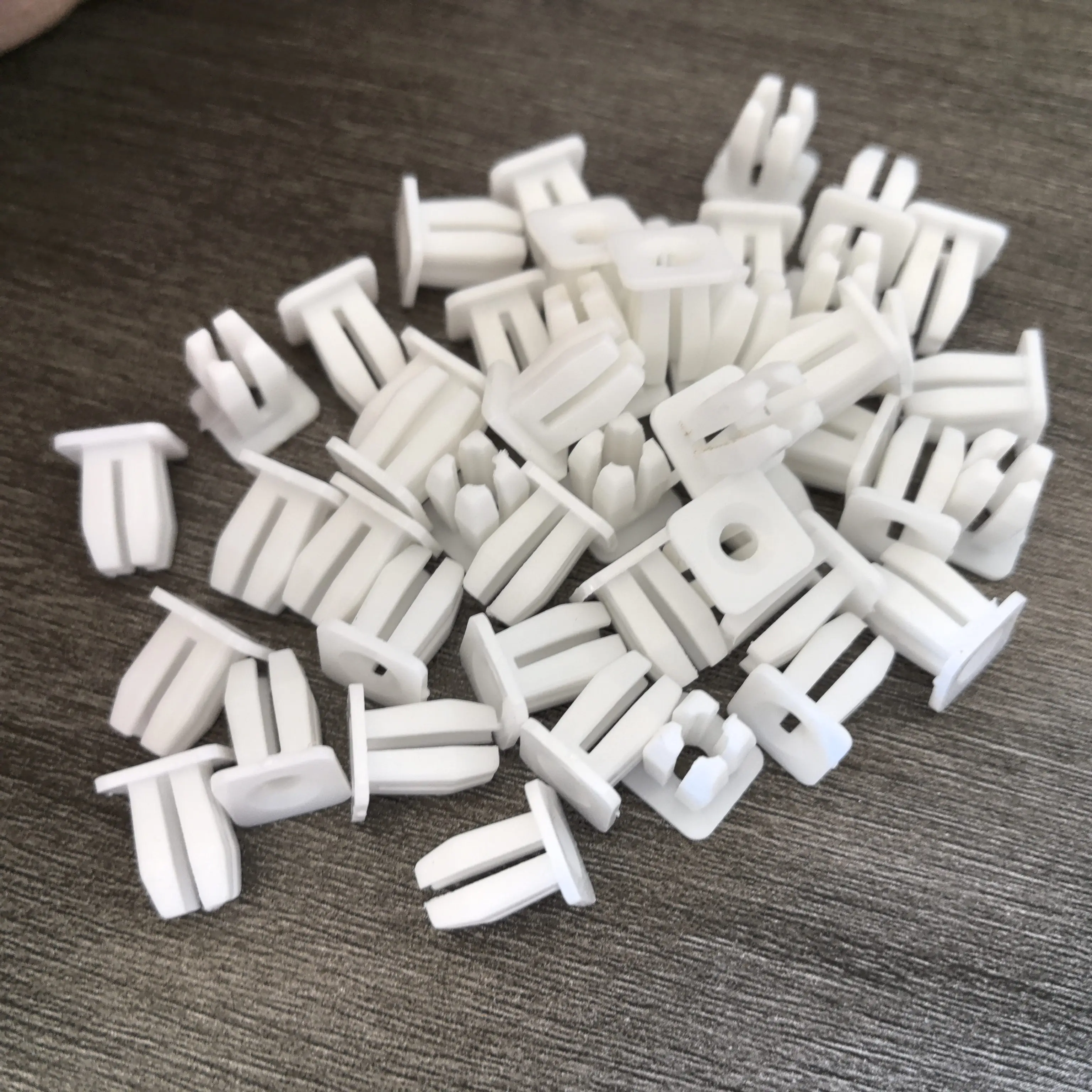 100x Bumper Lining License Plate Fixing Screw Base Buckle Wear Resistant Theft Fasteners For Vehicle Wheel Trucks Suvs N379830S