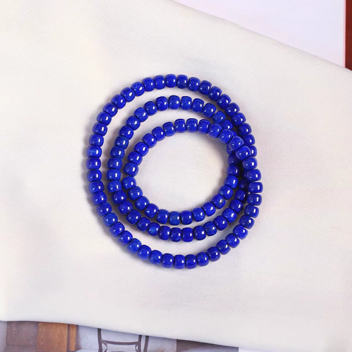 سوار من خرز اللازورد الأزرق ال - مراجعة Gemstone Bracelet Healing وسعره