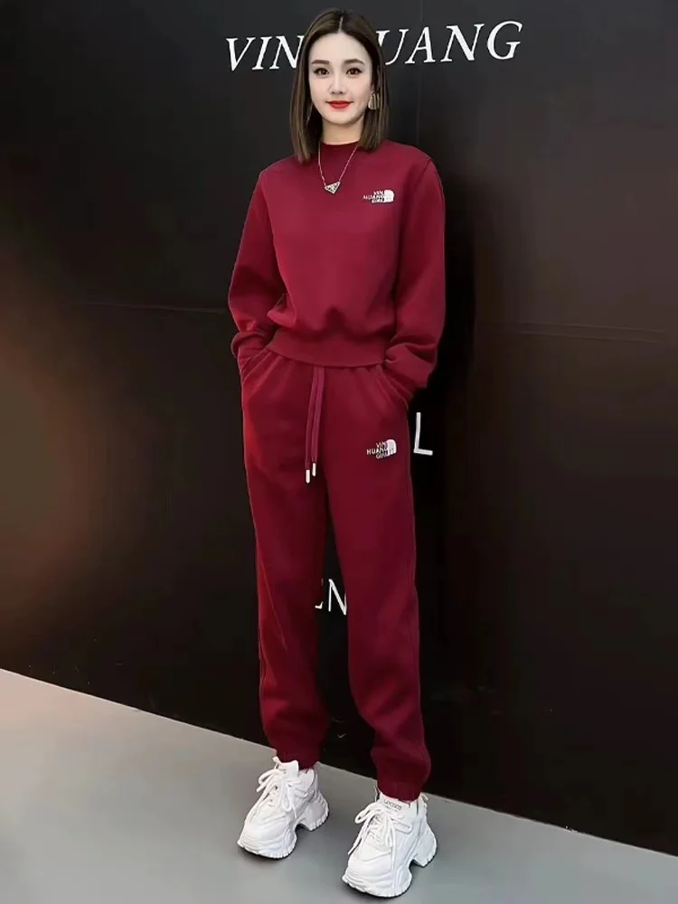 High-Quality Korean Fashion Casual Sports Set Women\'s 2024 Winter New Korean Slimming Wine Red Top Casual Pants Two Piece Set