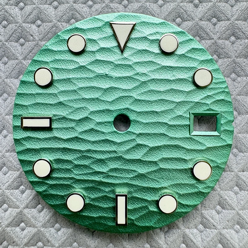 28.5mm No Logo Watch Dial Wave Pattern Green Luminous Dial New Diary Watch Dial for NH35/NH36/4R/7S Movement Modified Repair
