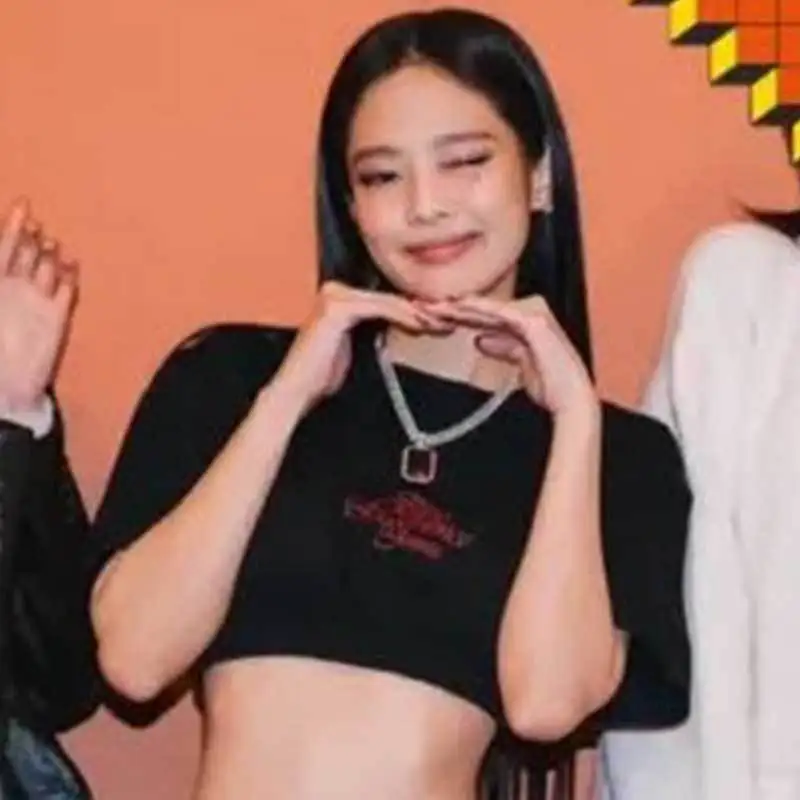 تي شيرت Jennie Concert Experience بأكمام قصيرة من القطن برقبة دائرية وطباعة كاجوال مريح للربيع والصيف #2