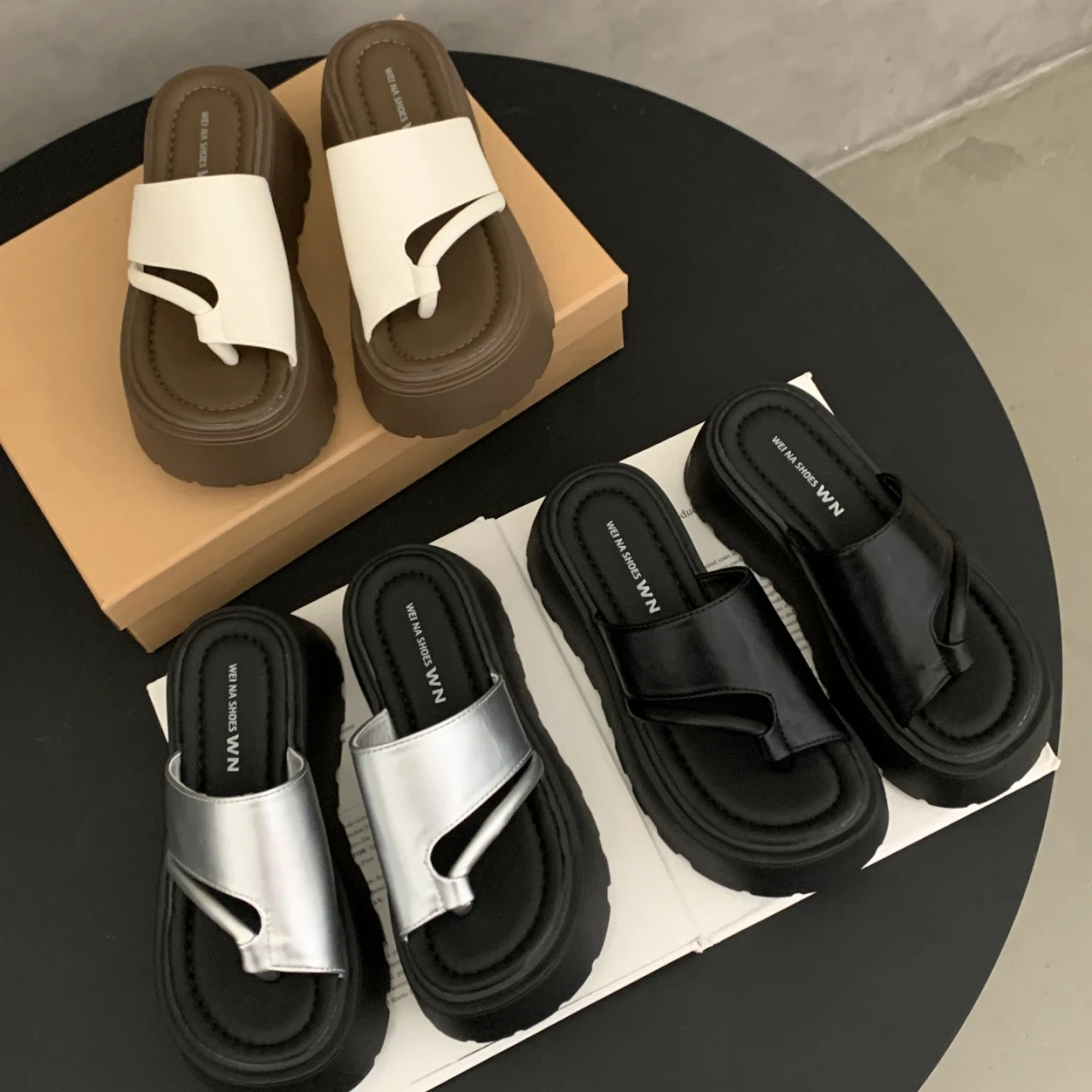 

Summer Women Platform Thick Bottom Slippers Fashion Clip Toe Slide Ladies Casual Beach Vacation Sandalias