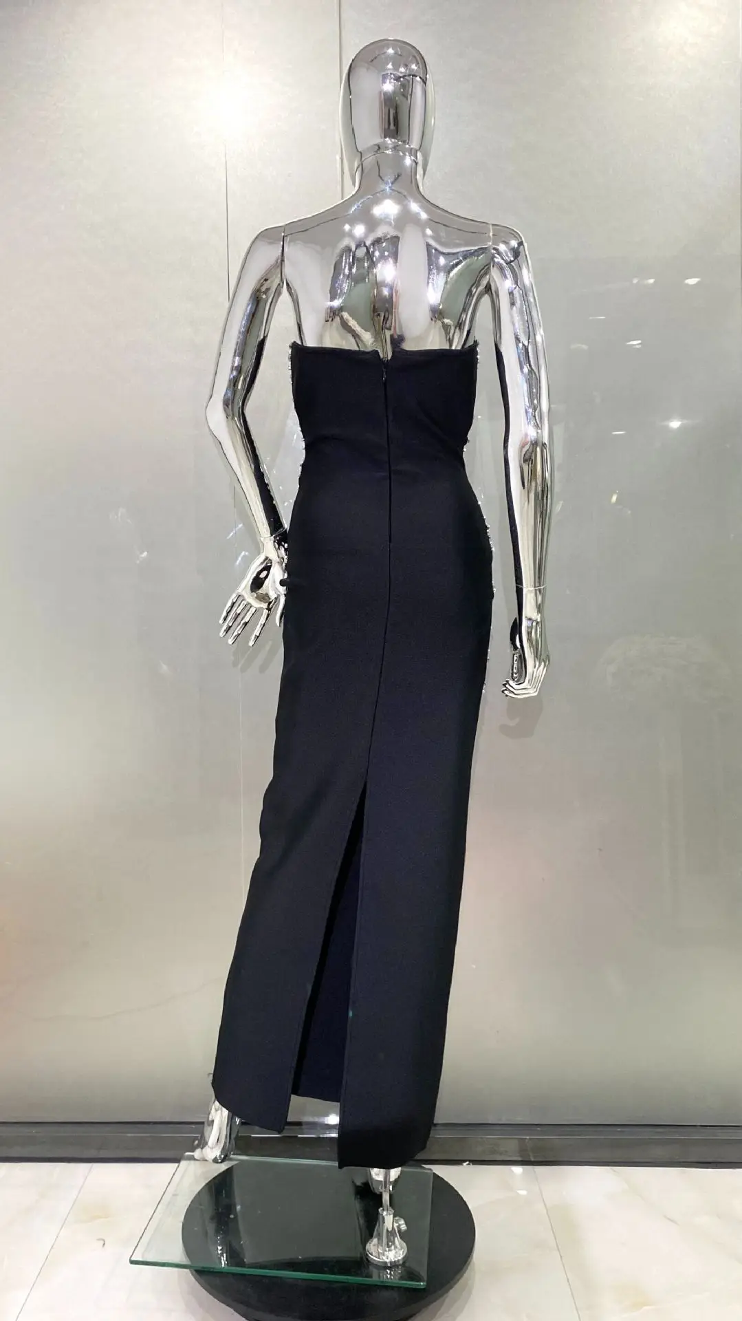 Abito dalla fasciatura delle nuove donne di arrivo 2025 con strass Abito senza spalline trasparente sexy Abito da sera con fasciatura per feste di lusso