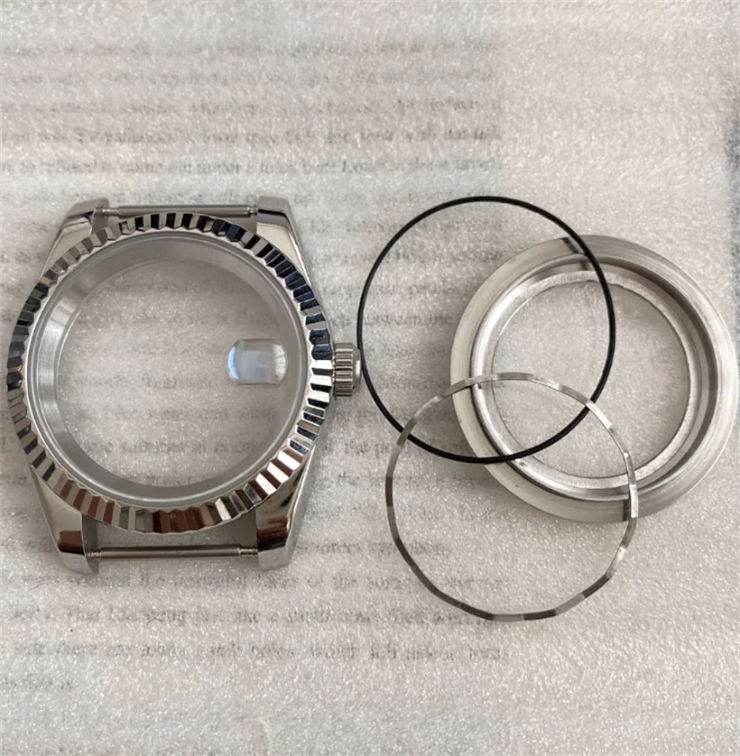 Caja de reloj de acero inoxidable de 36mm/39mm con superficie de espejo de cristal de zafiro, accesorios de reloj de movimiento adecuados para NH35 NH36