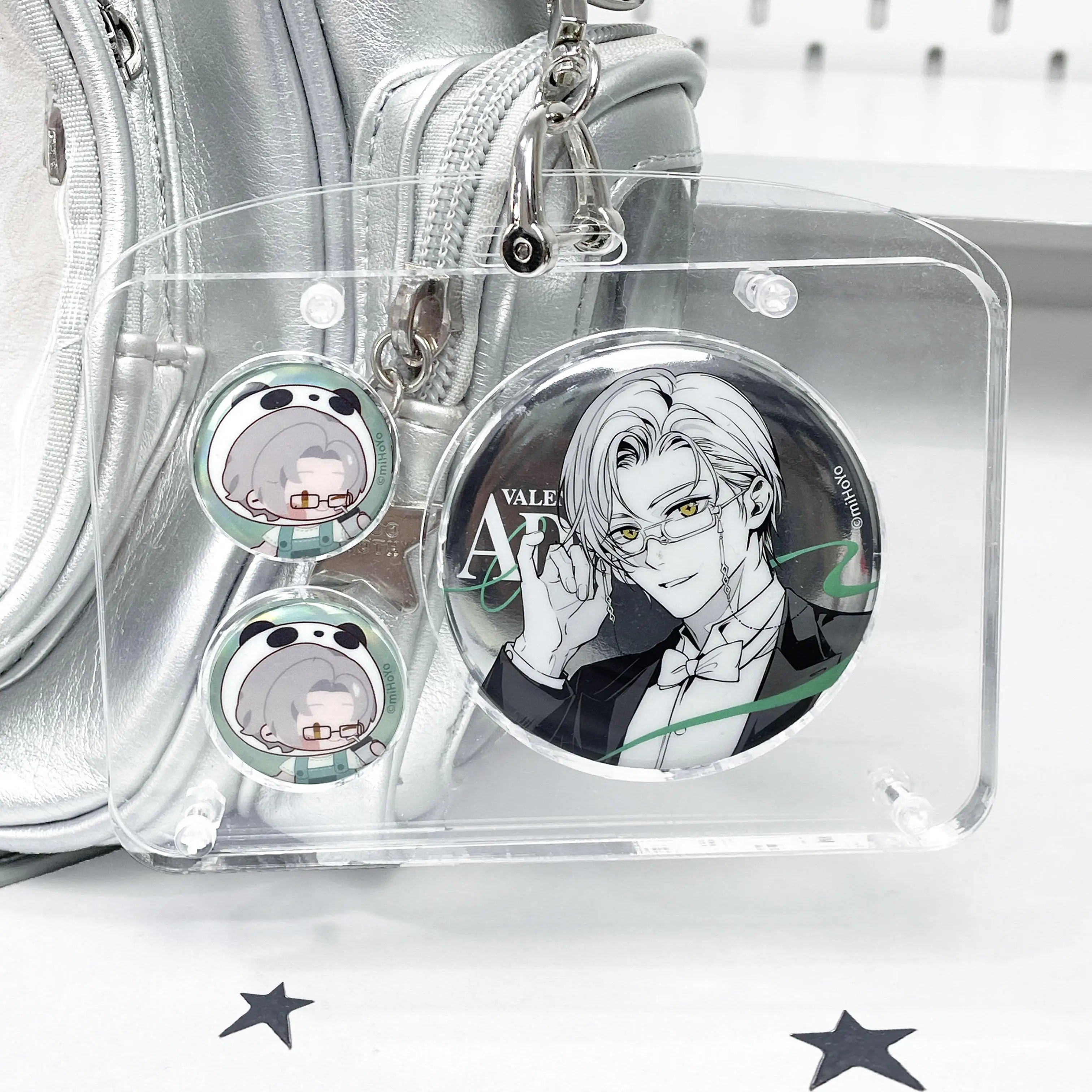 Bus Handrail Series Clear Acrylic Display Case, 3/3.5inch Photo & 25/58mm Badge Holder Cute Pendant, for Anime Kpop Merch Decor