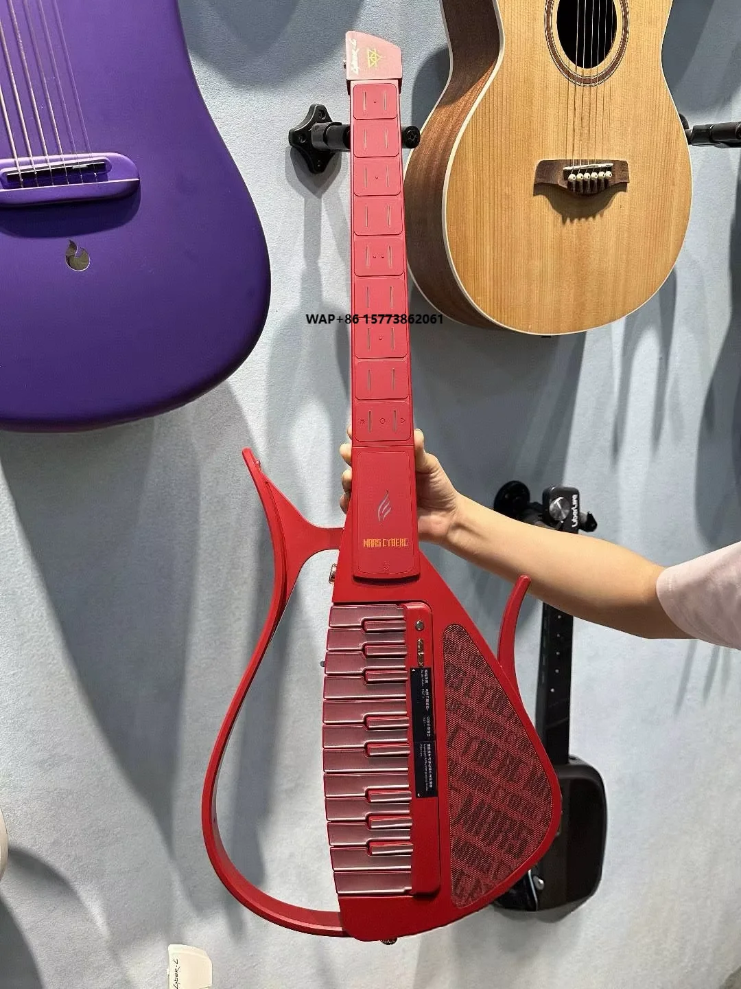

En-ya Cyber G Stringless Keyboard Electric Guitar