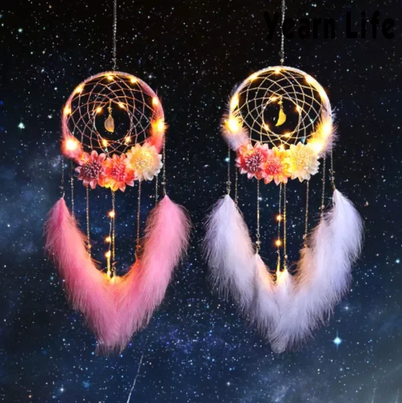 1 Piece Dream Catcher Pendant Bedroom Girl Room Pendant Creative Weaving Feather Wind Chime Girl Couple Gift Home Pendant Gift