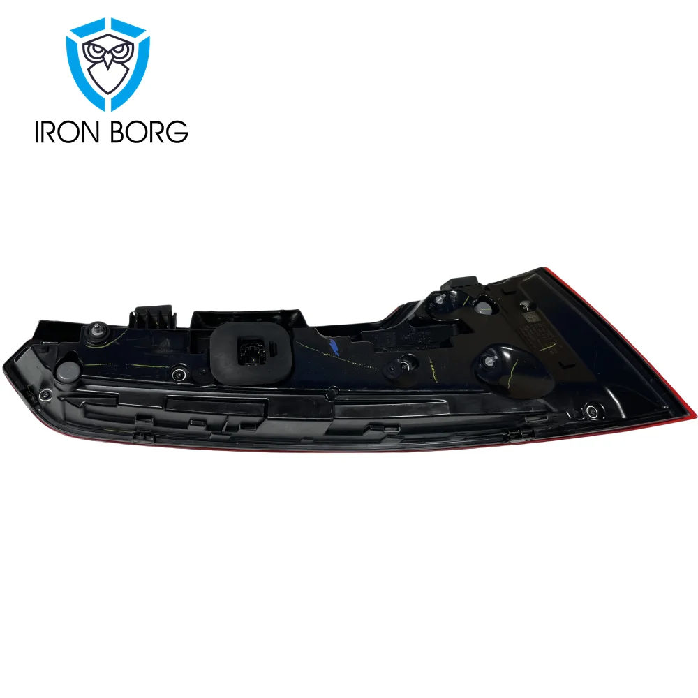 الجانب الأيمن الذيل ضوء الجمعية ل 2021-2024 أودي Q5 2022 2023