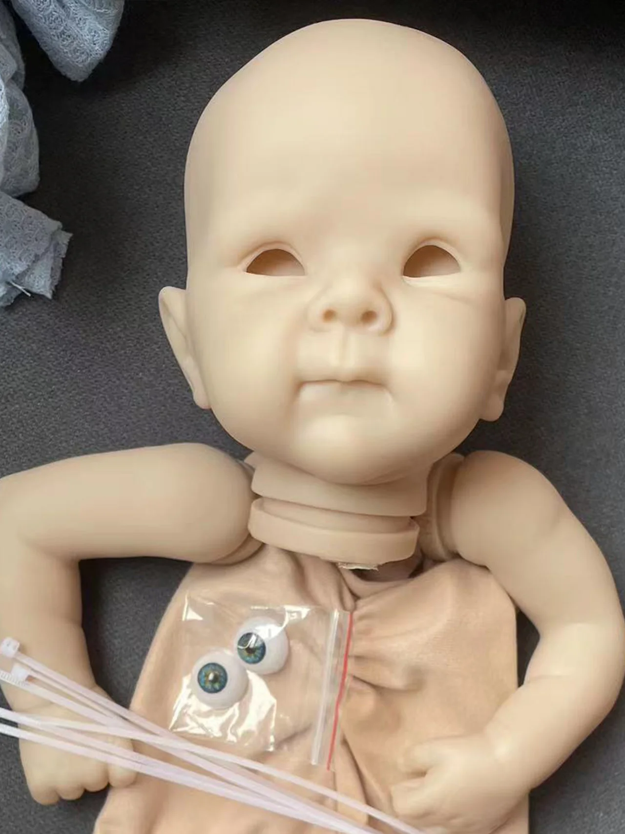 

19 дюймов Bettie Reborn Baby Kit мягкая ткань тела реалистичный Reborn Неокрашенный комплект DIY кукла комплект игрушки