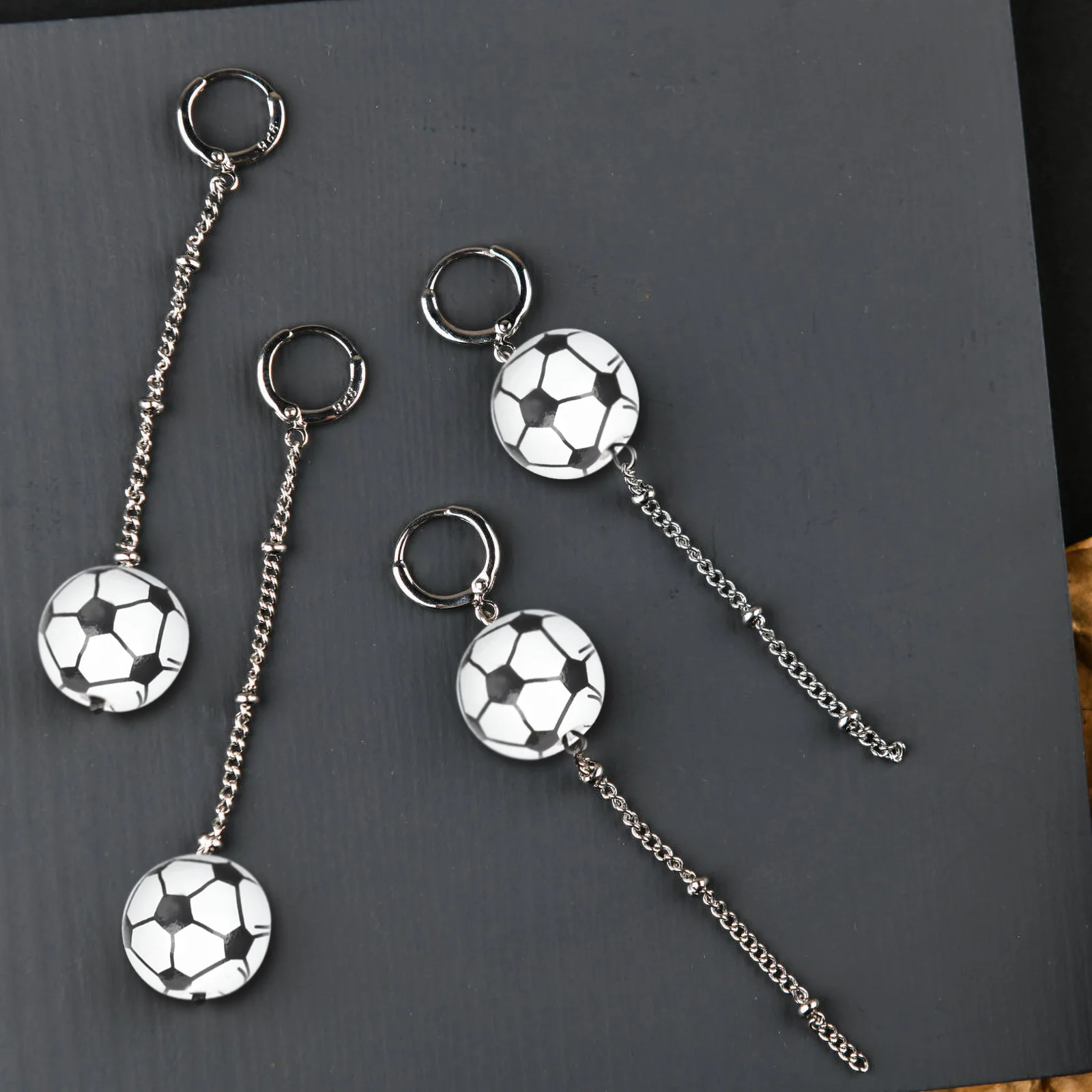 

100Pcs Football Shape Wooden Beads DIY Jewelry Making Accessories for Necklace Bracelet Craft Projects DIY Beads Jewelry Decor