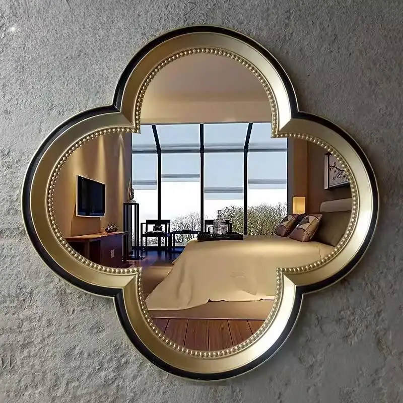 Retro Metal Personalised Mirror Modern Portable Small Makeup Bedroom Mirror Custom Desktop Specchio Trucco Bedroom Accessories