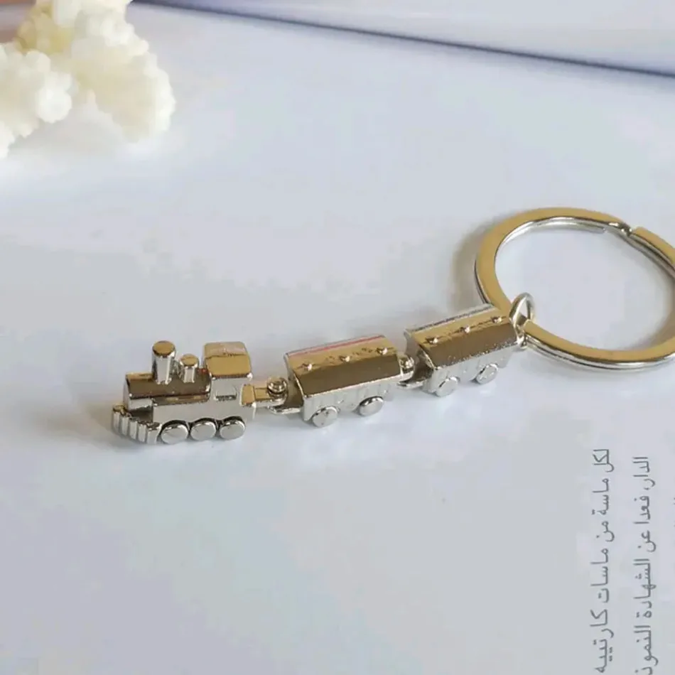 

1Pc Car Metal Key Ring Car Creative Active Joints Small Train Keychain Car Styling Decoration Keyring Auto Accessories Keychain