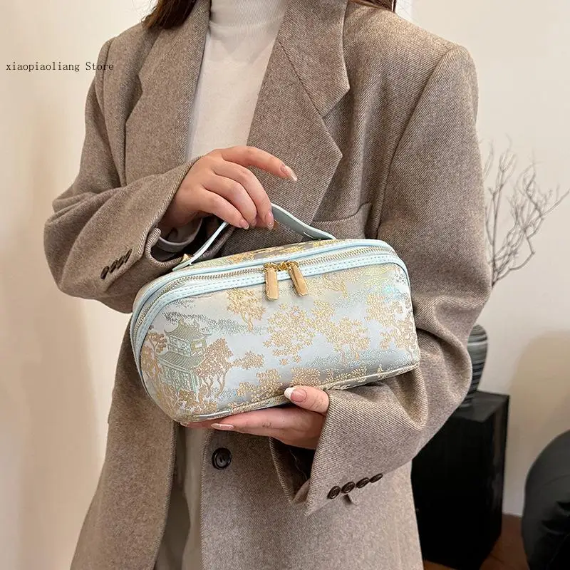China Elegant Embroidered Makeup Bag Women's Portable Travel Large Capacity Toilet Storage Bag for Daily Use