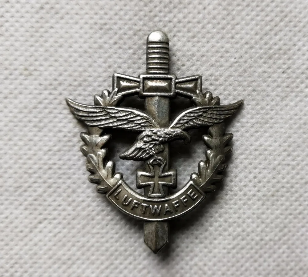 ww2 german air force luftwaffe pin badge