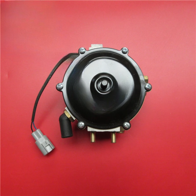 Single-point pressure reducer for CNG pressure reducing valve natural gas fittings system