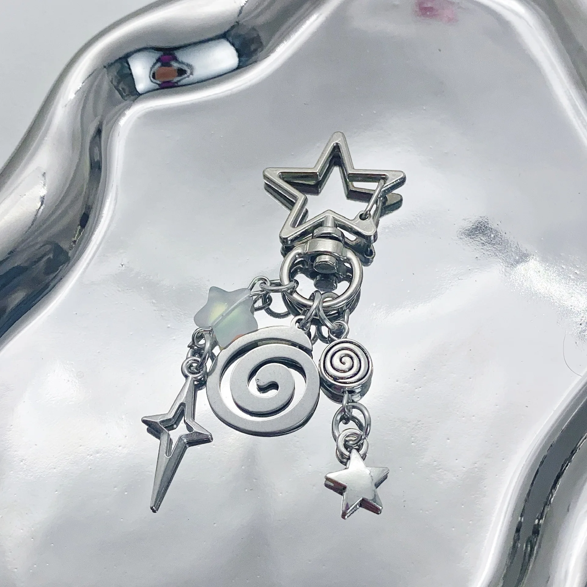 Life Is of Strange Spiral Keychain Stars Charm Y2k Handmade Keyring for Women Girls Backpack Bag Pendant Christmas Gifts