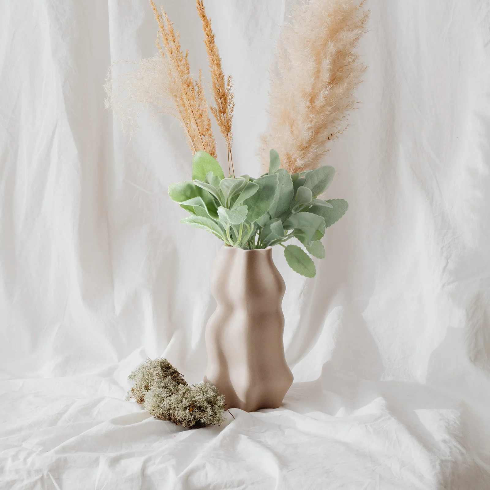 

10pcs Artificial Greenery Leaves Stems For Wedding Party Decor, Fake Outdoor Plant Stems Layout Centerpiece Simulation