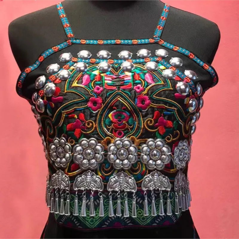 Chinese Retro Miao Ethnic Embroidered Belly Top for Women, Vintage Embroidery Sleeveless Vest Costume view 5