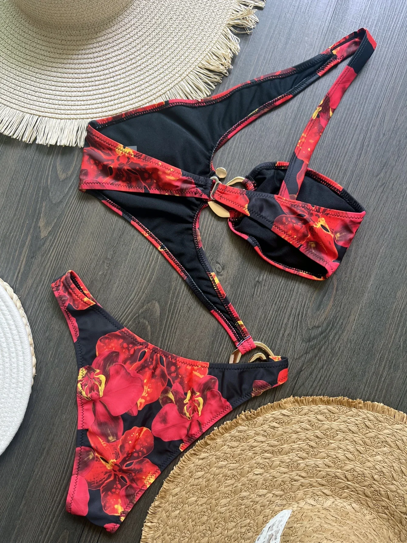 Bañador Sexy de una pieza para mujer, traje de baño femenino, Monokini brasileño, ropa de playa, traje de baño calado, bikini 2024