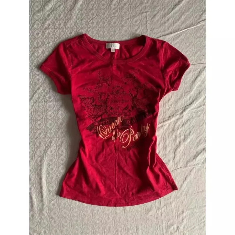 

Красная футболка с коротким рукавом в американском стиле ретро, женская летняя новая утягивающая винтажная шикарная модная футболка, повседневные простые элегантные женские футболки