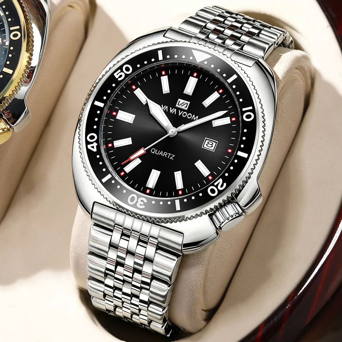 VA VA VOOM Quartz Watch Mens 42mm Silver Elliptical Case Stainless Steel Strap Classic Luxury Wind Luminous Scale Rotating bezel Diving Series Business Men Watch Local Shipping
