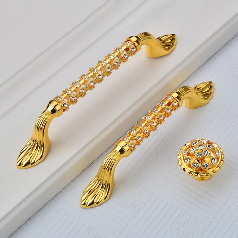 Golden Crystal Handle Aureate European Handle Hollow Out Chest Ambry Door of Drawer Cupboard Auger Round Single Hole Handle