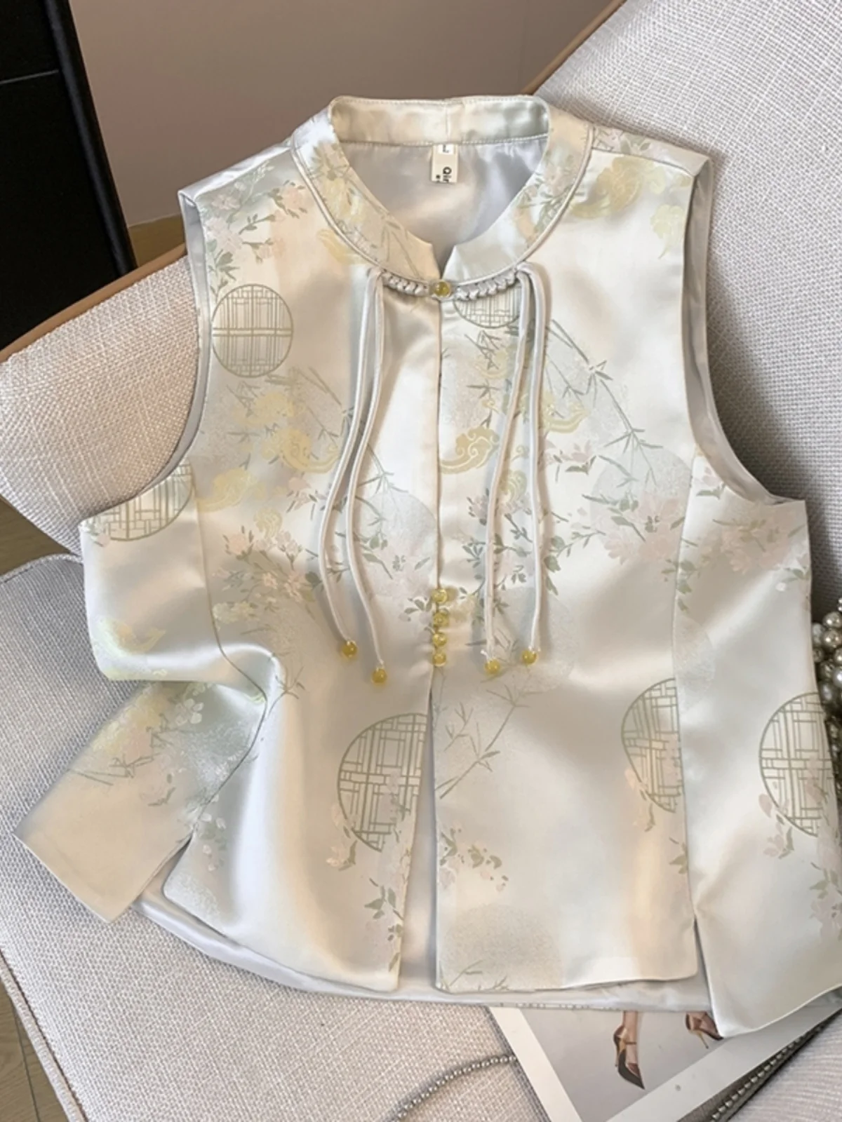 New Chinese Style Women's Vest Jacket Spring Autumn Large Size Fat MM High End Short Embroidery Top Commute Style round Neck