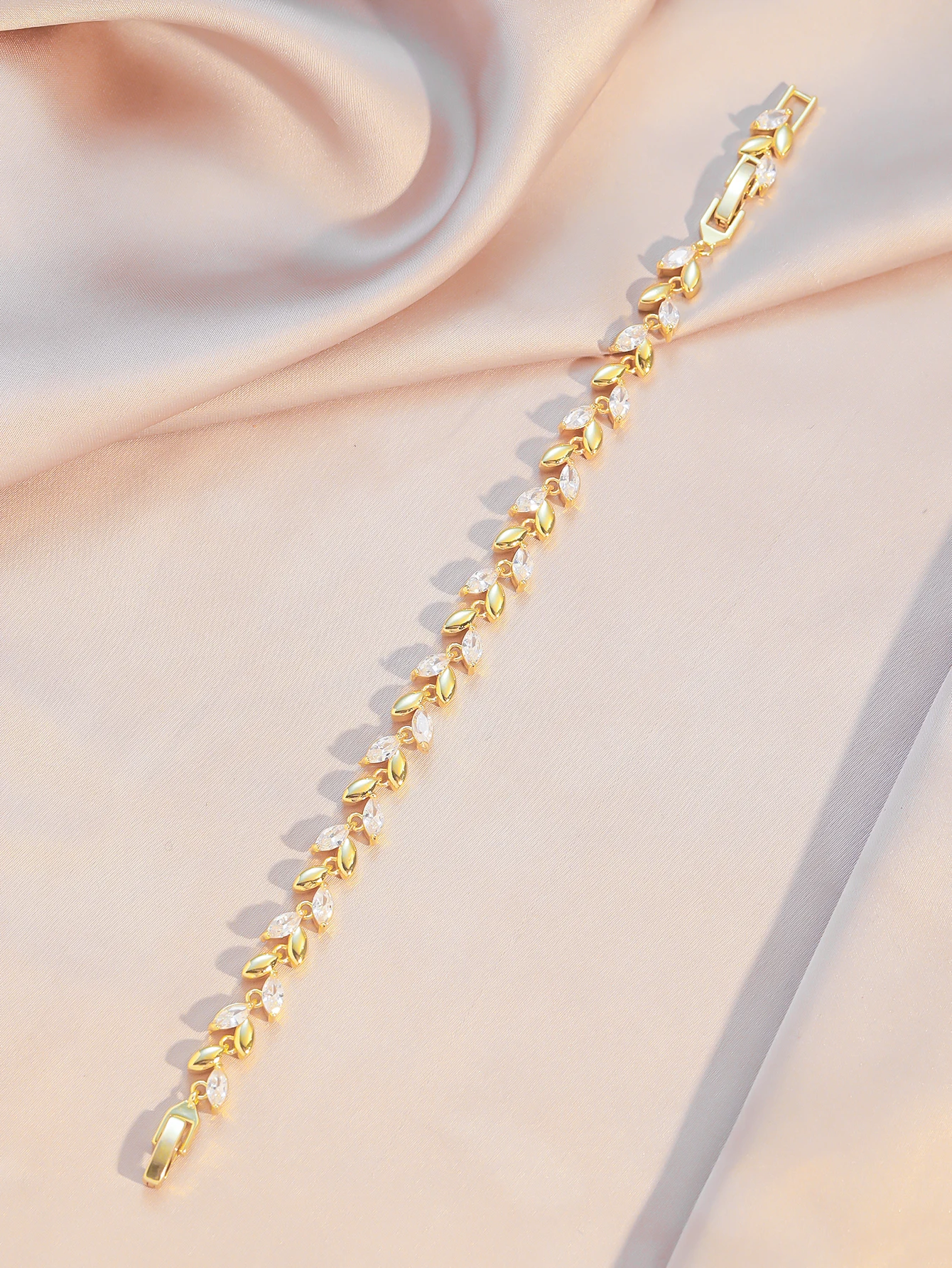 Thumbnail 3 - #57 Best Jewelry Clasps to Buy In 2026