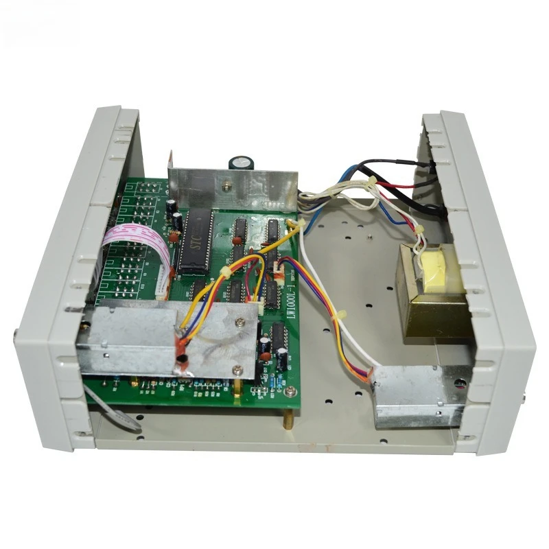 TFC-1000L Multifunctional High Precision Frequency Counter Meter 8-Bit LED Display Windows Frequency Ranges 100MHz-1GHz