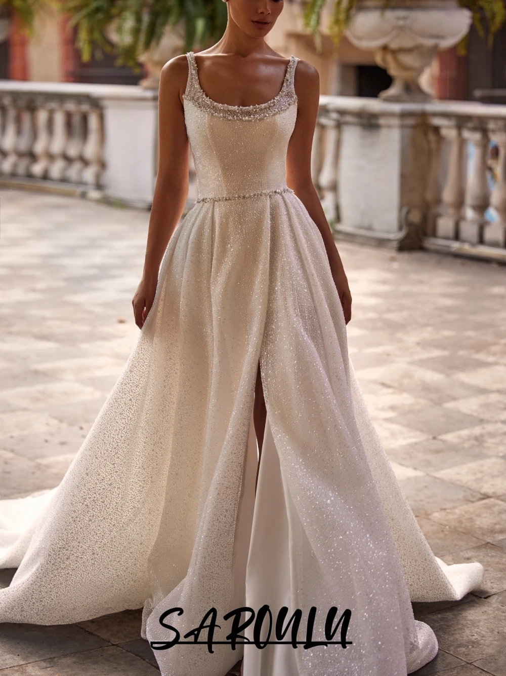 Luxe Princess A Line Wedding Dress Outdoor Shimmering Customized Bride Wear Beaded Thin Straps Open Back Beautiful Bridal Gown