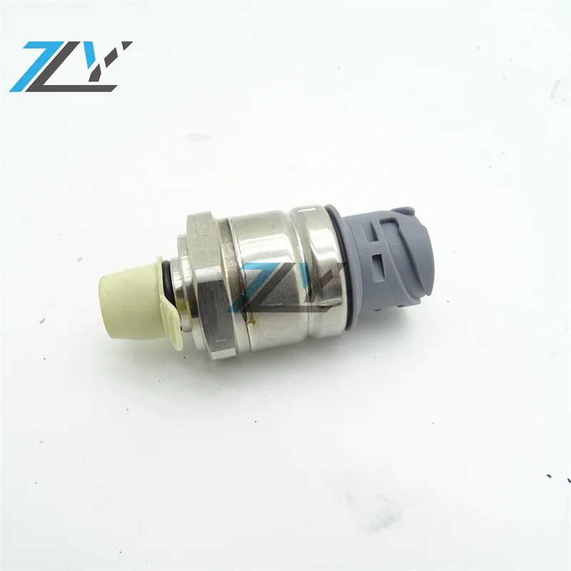 

060G3417 High Quality Oil Pressure Sensor For Cum mins Engine Excavator spare parts 2894868 4088734 3408582